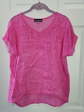 Ronnie Salloway Pink V-Neck Short Sleeve Top